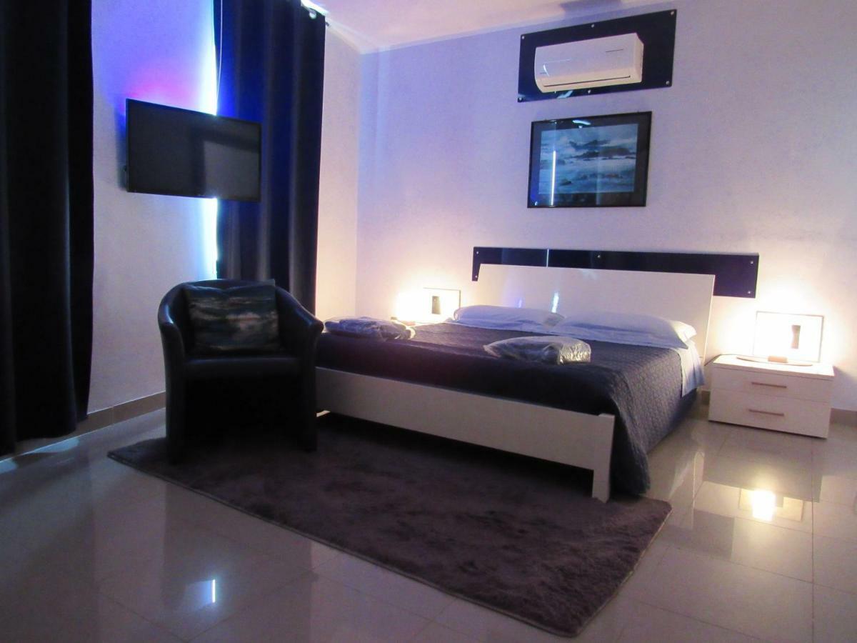 Attico Mare Apartment Gallipoli Bagian luar foto